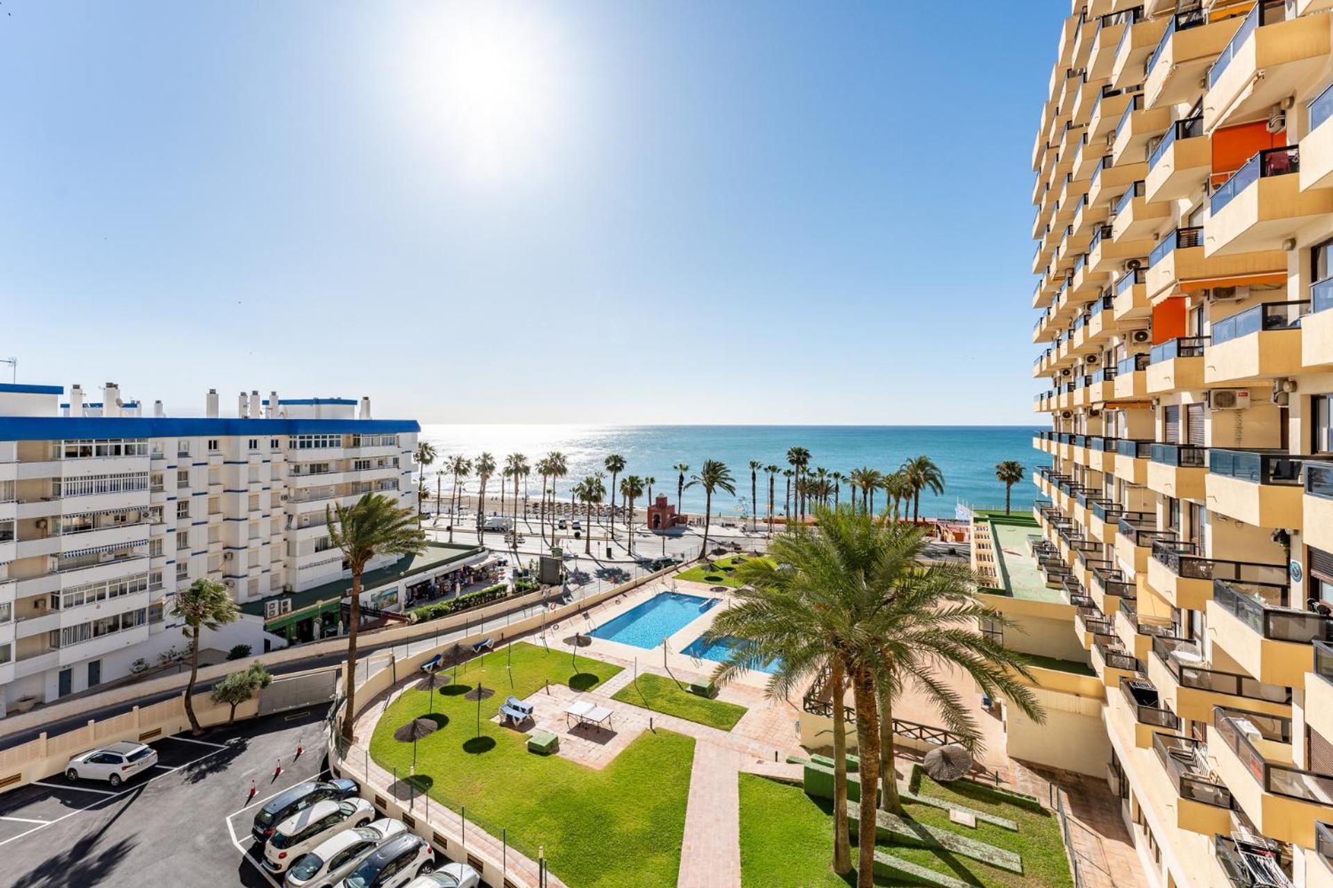 Malagasuite New Aloha Playa Benalmádena Exterior photo